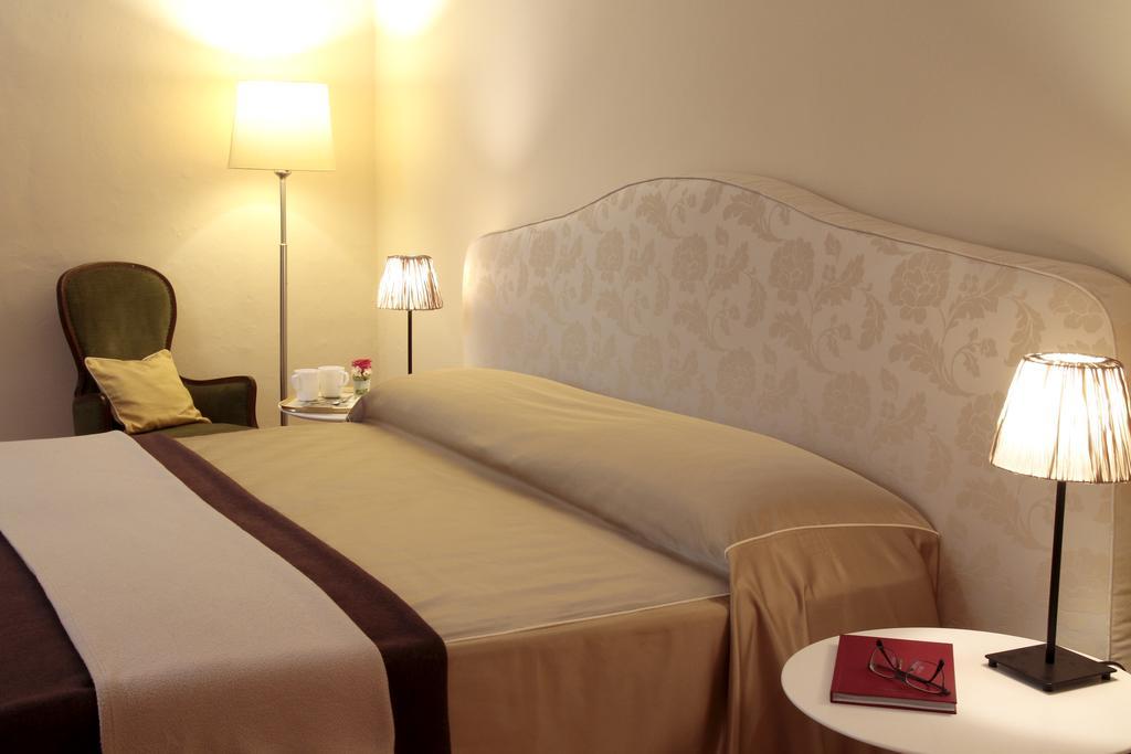 Apartments Cathedral View Firenze Bagian luar foto